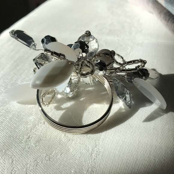 Pier 1 Imports Elegant Beaded Napkin Rings: Set of Six with cake knife. - Picture 4 of 9